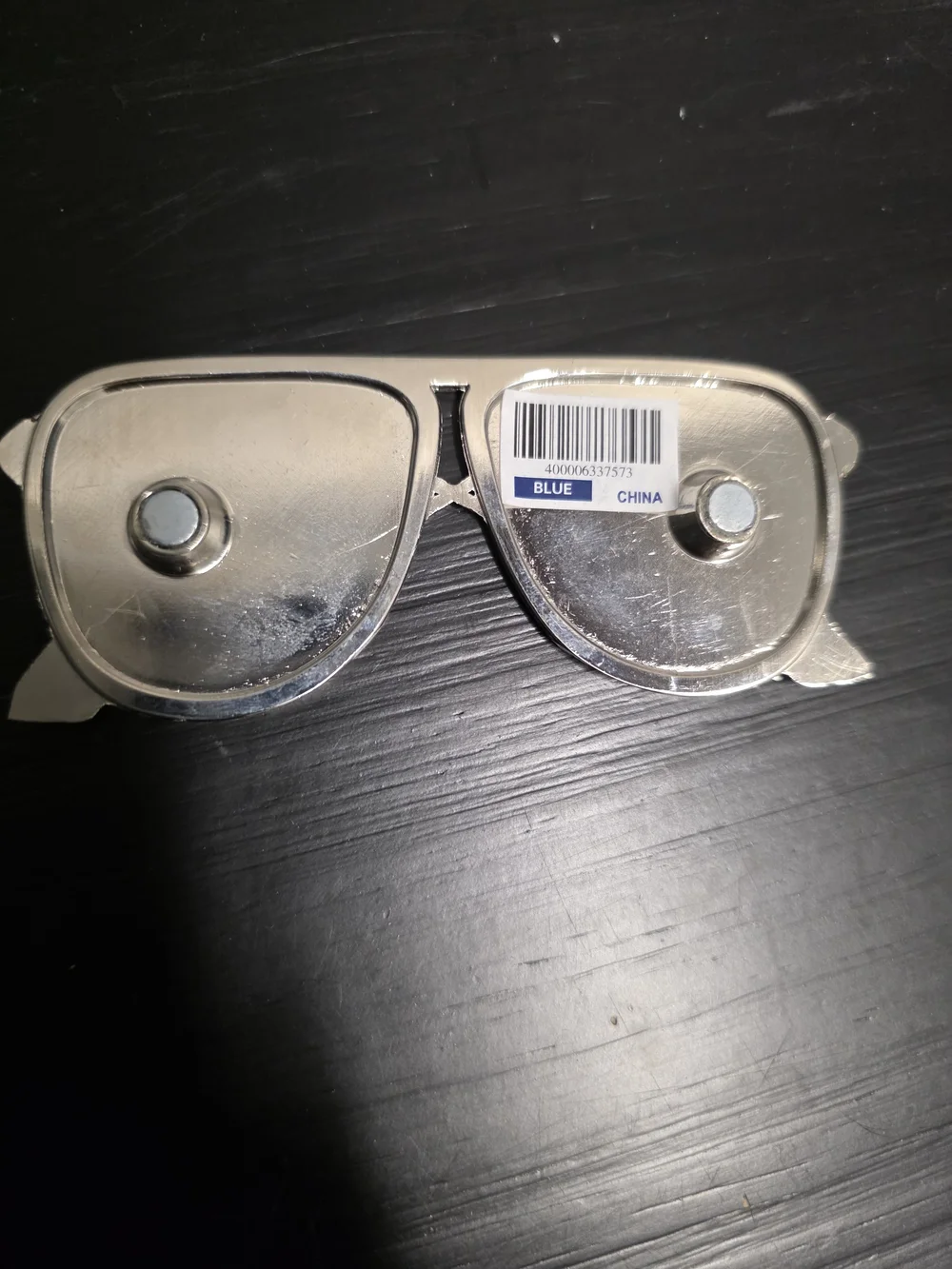 Las Vegas Casino Sunglasses Novelty Magnet - Silver
